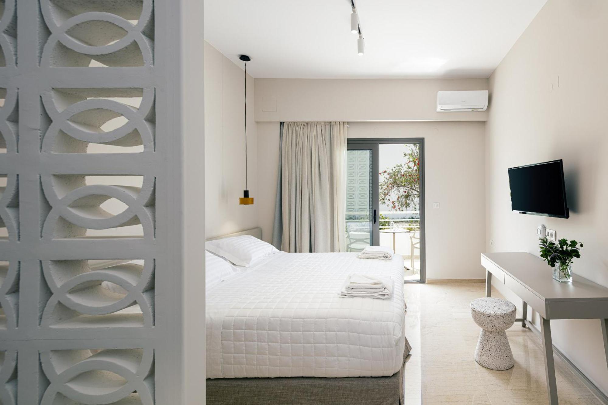 Ariadne Suites ปลาเกียส ภายนอก รูปภาพ